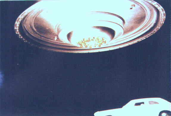 "UFO" aus Sckler/Dürstelen mitsamt dem detailiertem Unterbau
